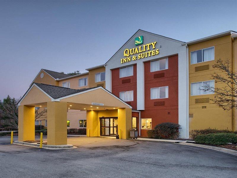 Quality Inn & Suites Birmingham - Highway 280 Exterior photo