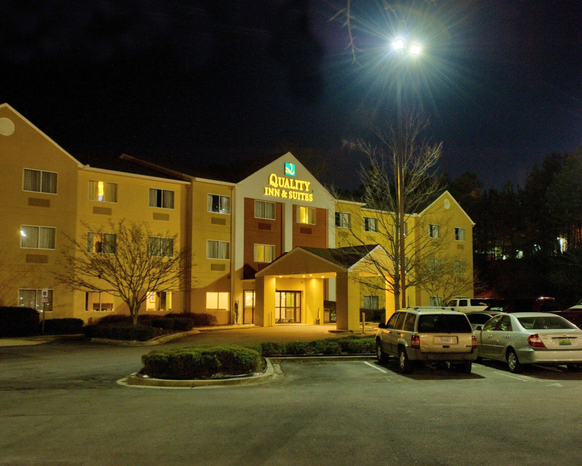 Quality Inn & Suites Birmingham - Highway 280 Exterior photo